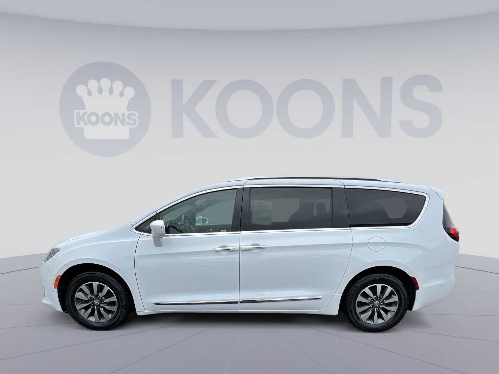 2020 Chrysler Pacifica Touring L Plus