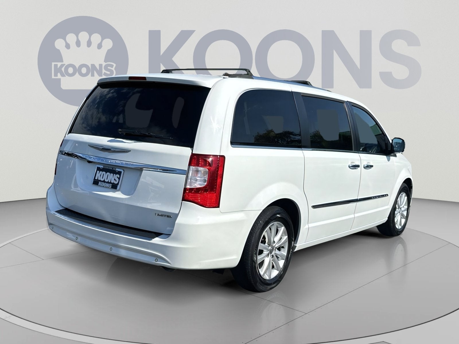 2016 Chrysler Town & Country Limited