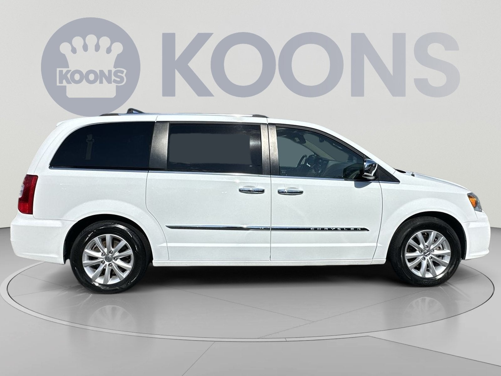 2016 Chrysler Town & Country Limited