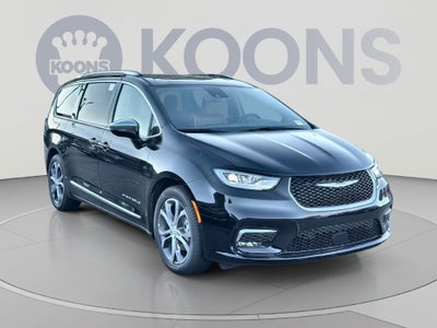 2026 Chrysler Pacifica Pinnacle