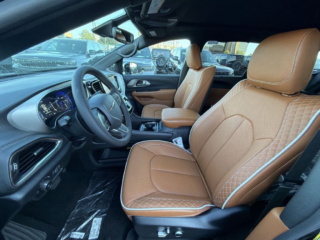 2026 Chrysler Pacifica Pinnacle
