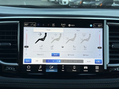 2026 Chrysler Pacifica Pinnacle