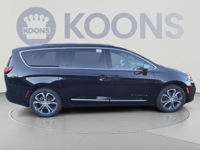 2026 Chrysler Pacifica Pinnacle