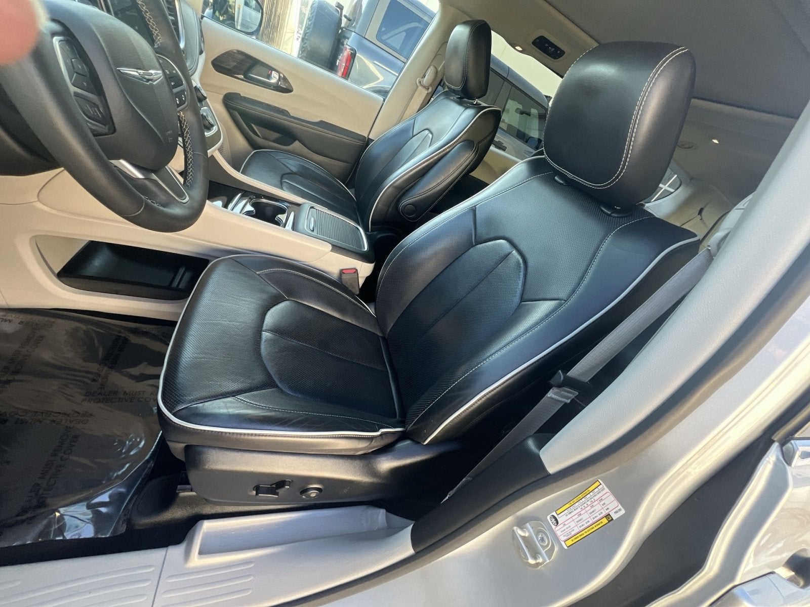 2023 Chrysler Pacifica Hybrid Limited