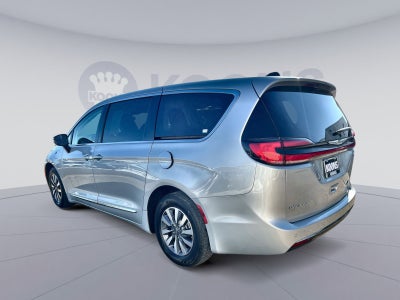 2023 Chrysler Pacifica Hybrid Limited