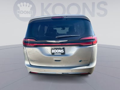 2023 Chrysler Pacifica Hybrid Limited
