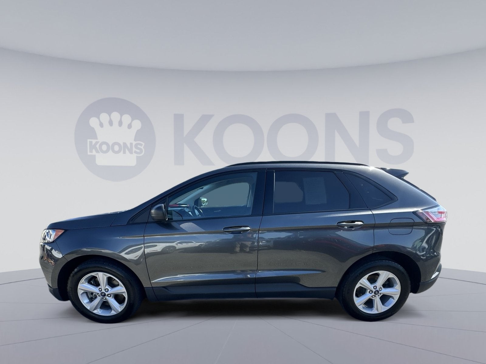 2020 Ford Edge SE