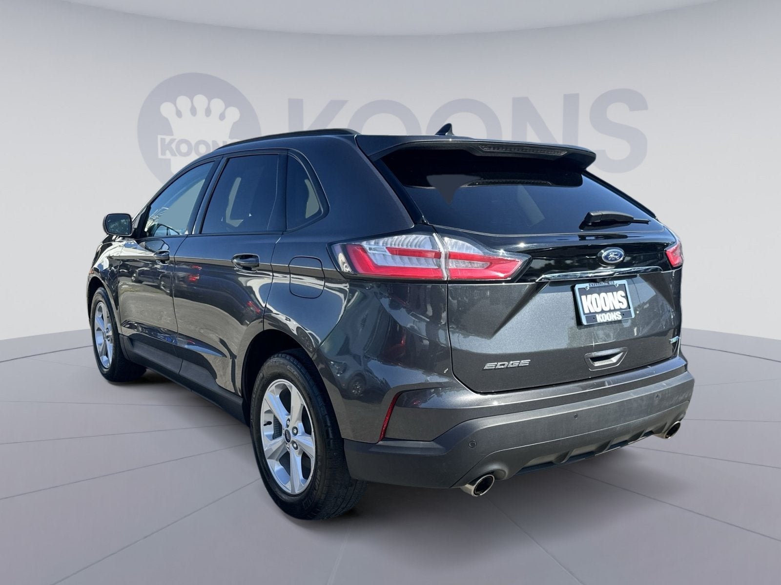 2020 Ford Edge SE