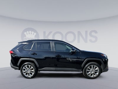 2025 Toyota RAV4 XLE Premium