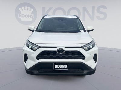 2025 Toyota RAV4 XLE