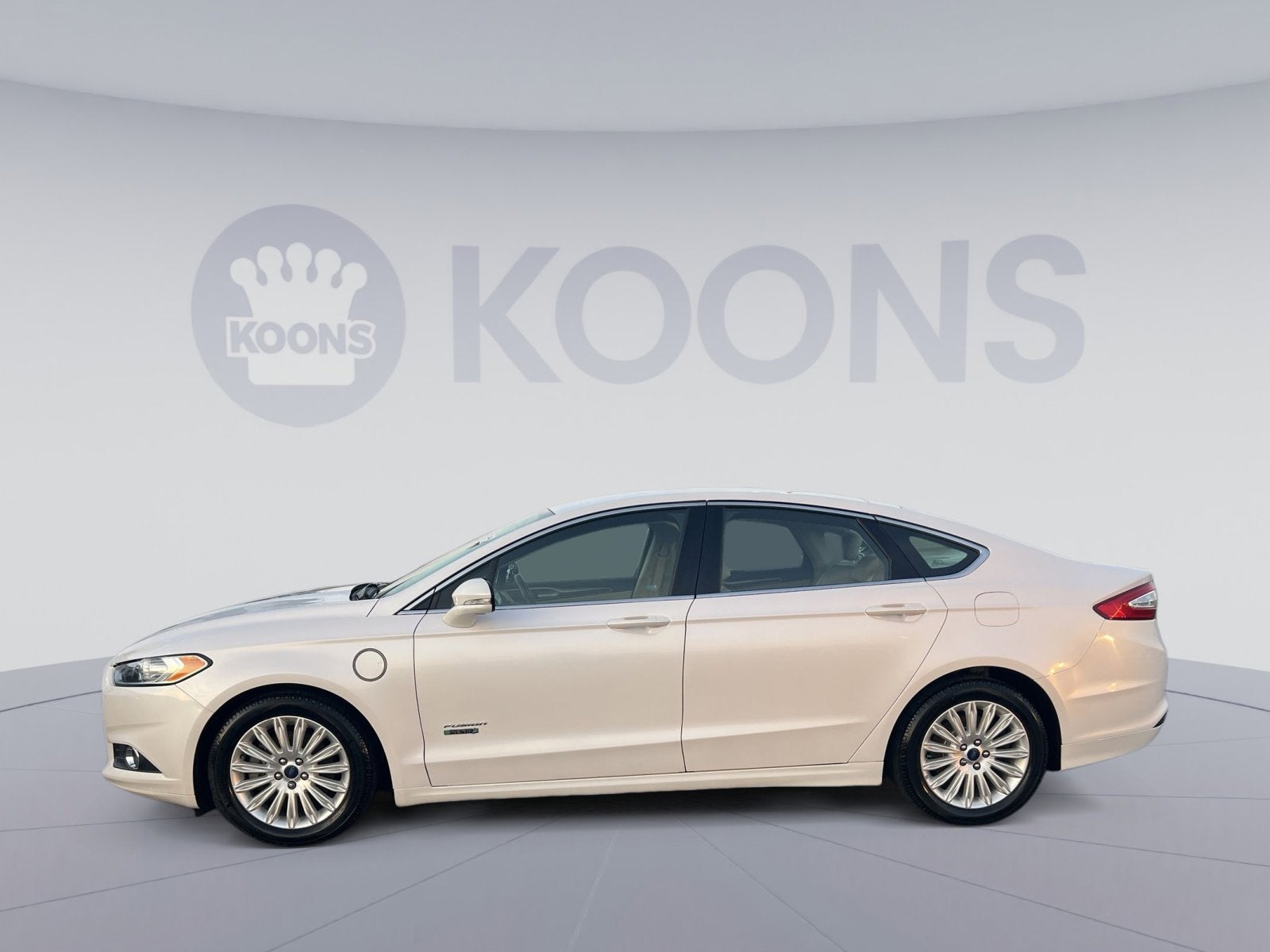 2016 Ford Fusion Energi SE Luxury