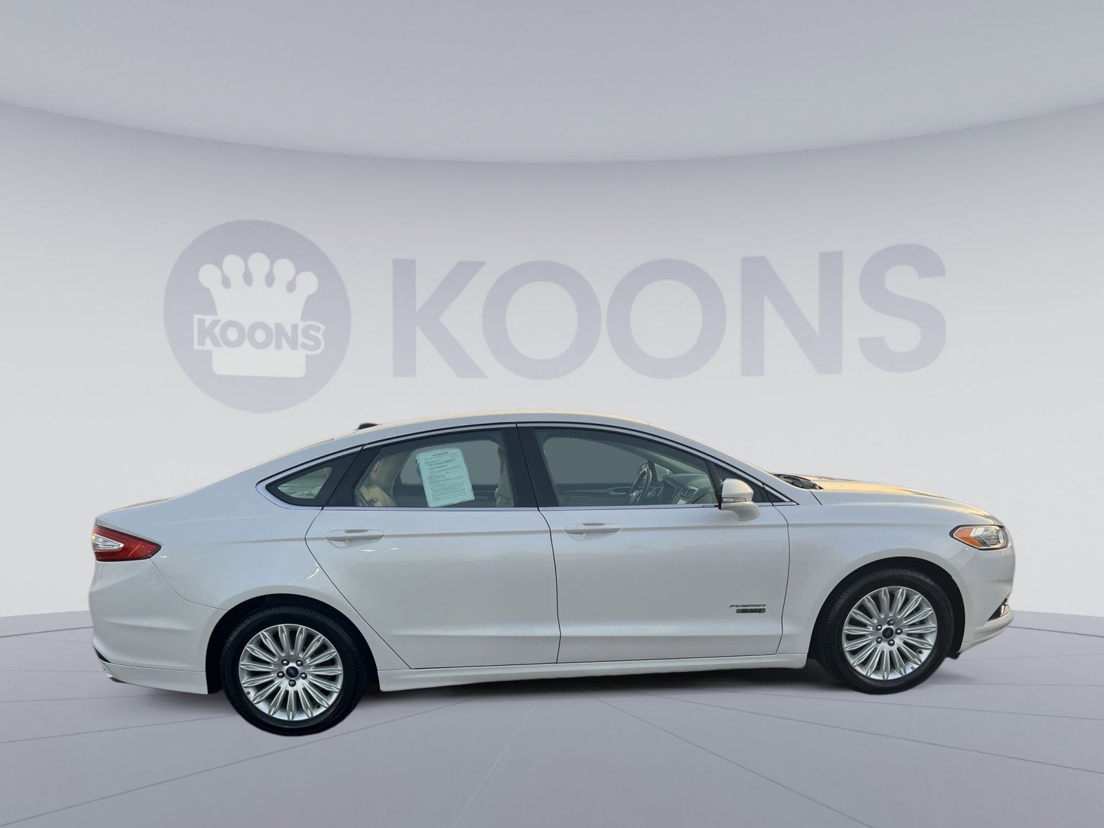 2016 Ford Fusion Energi SE Luxury
