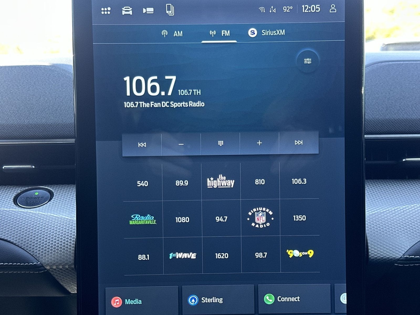 2022 Ford Mustang Mach-E Select
