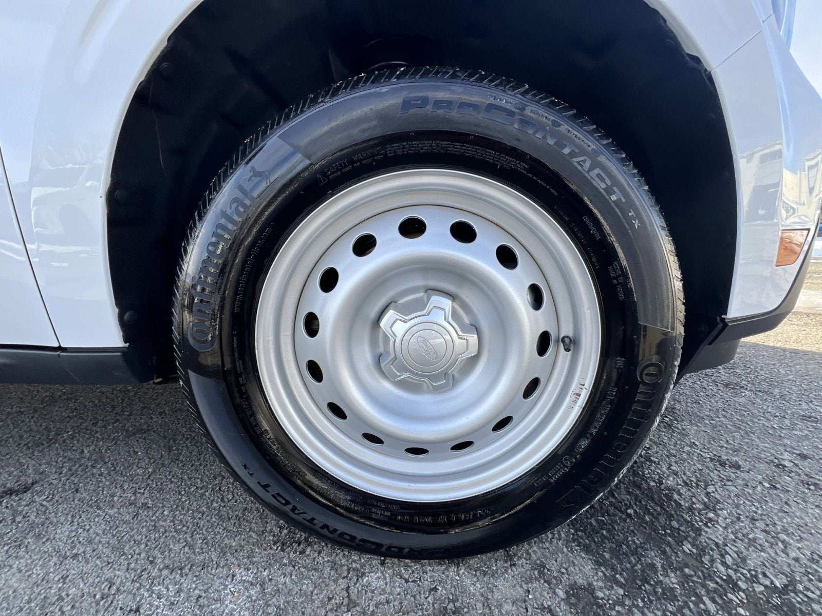 2023 Ford Maverick XL