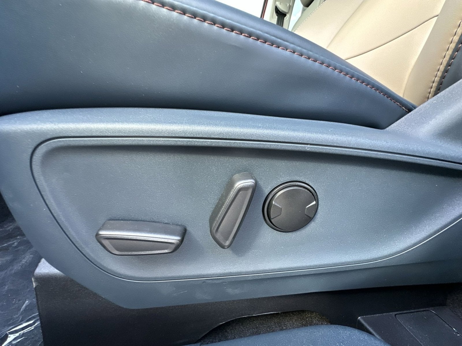 2026 Ford Maverick Lariat Hybrid