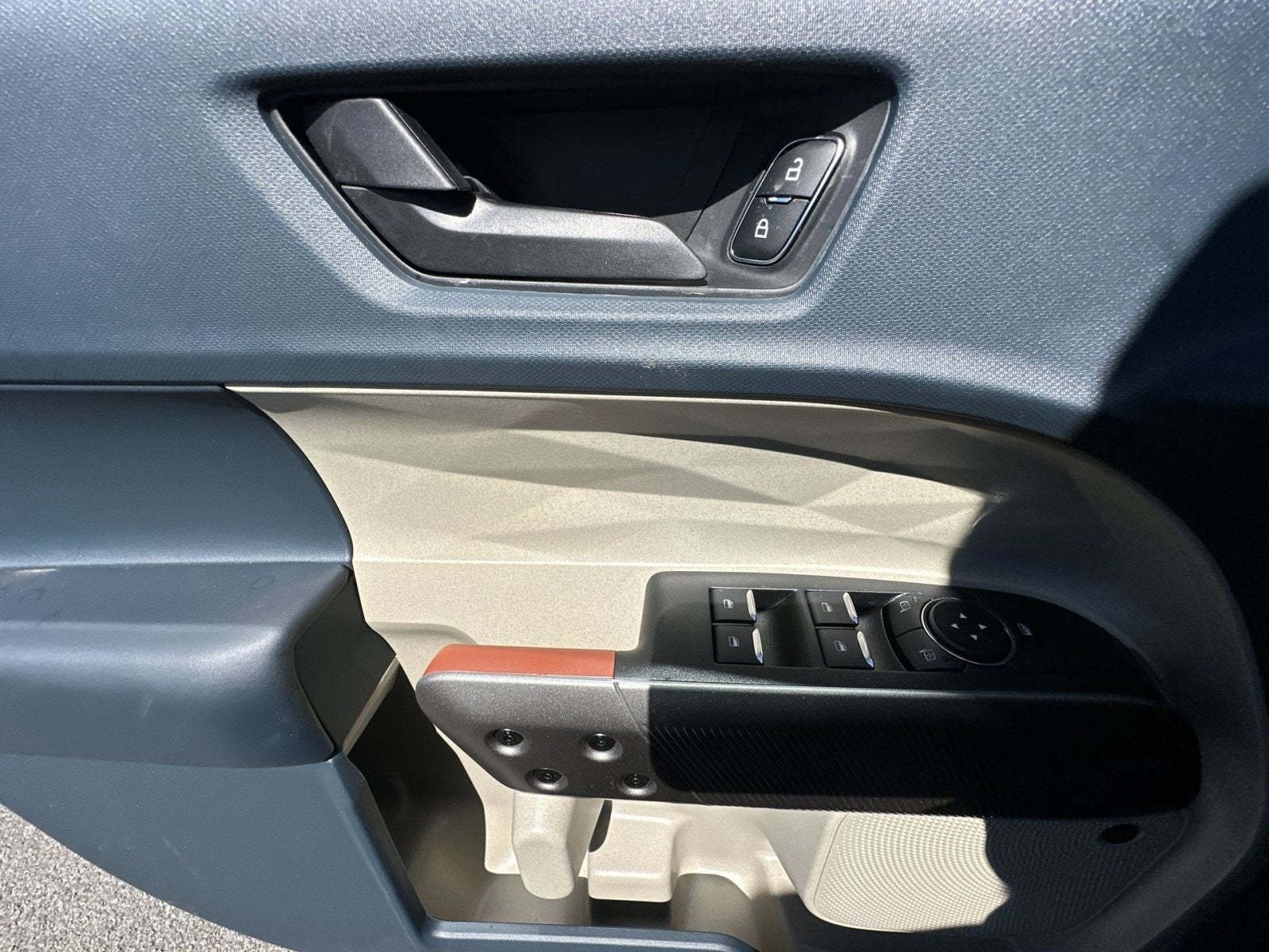 2026 Ford Maverick Lariat Hybrid