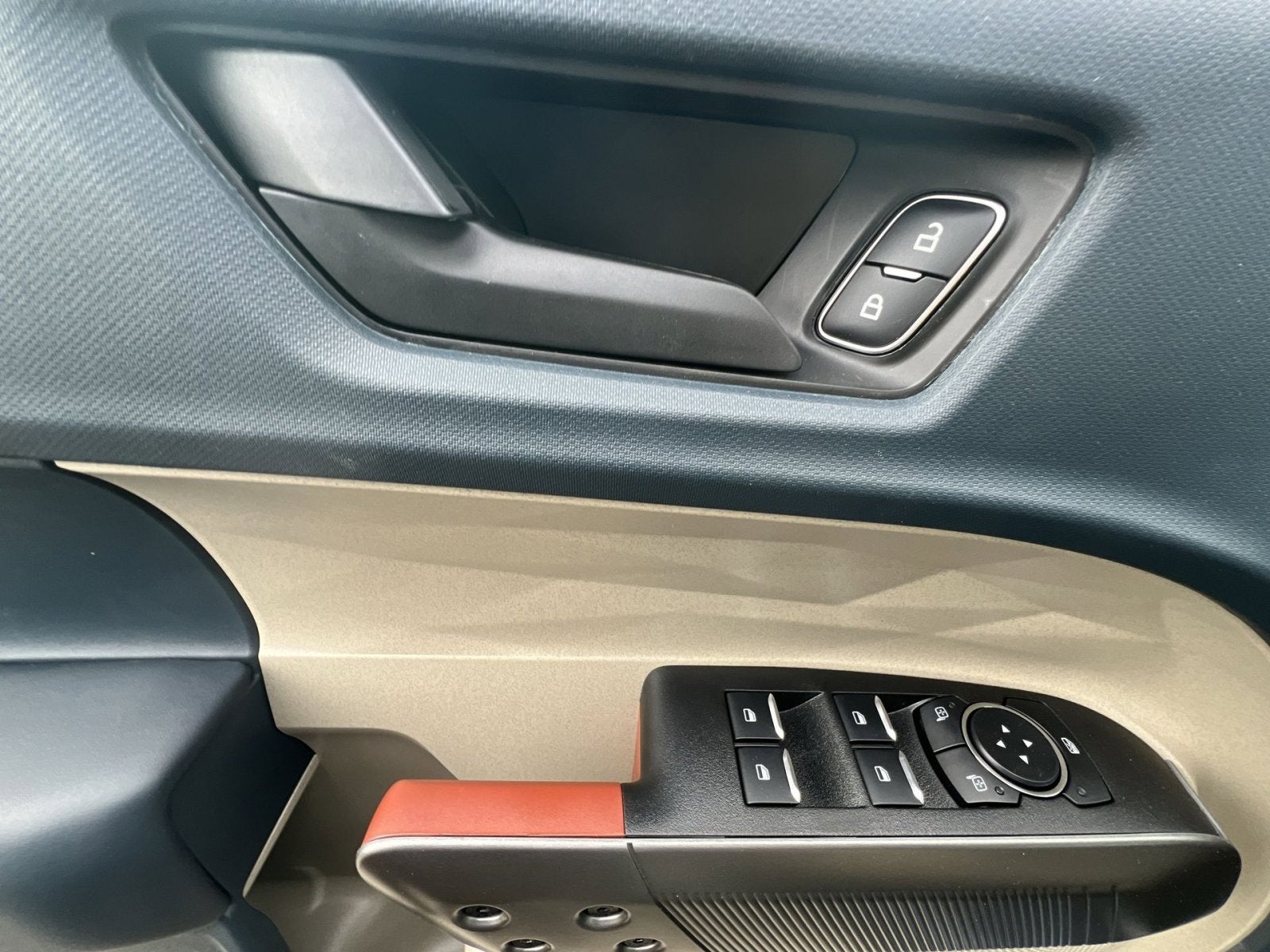 2026 Ford Maverick Lariat Hybrid