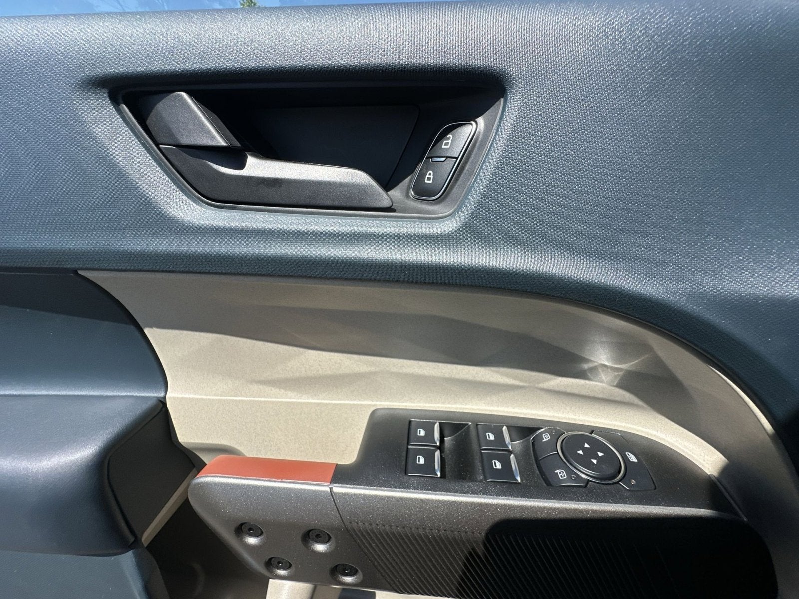 2026 Ford Maverick Lariat Hybrid