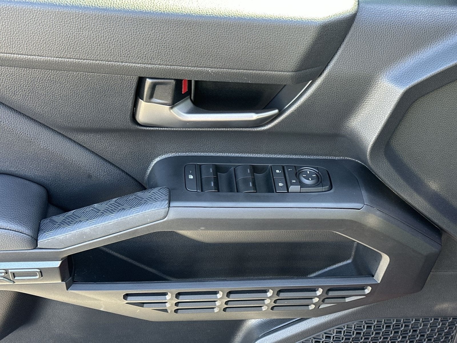 2025 Toyota Tacoma Hybrid TRD Off Road