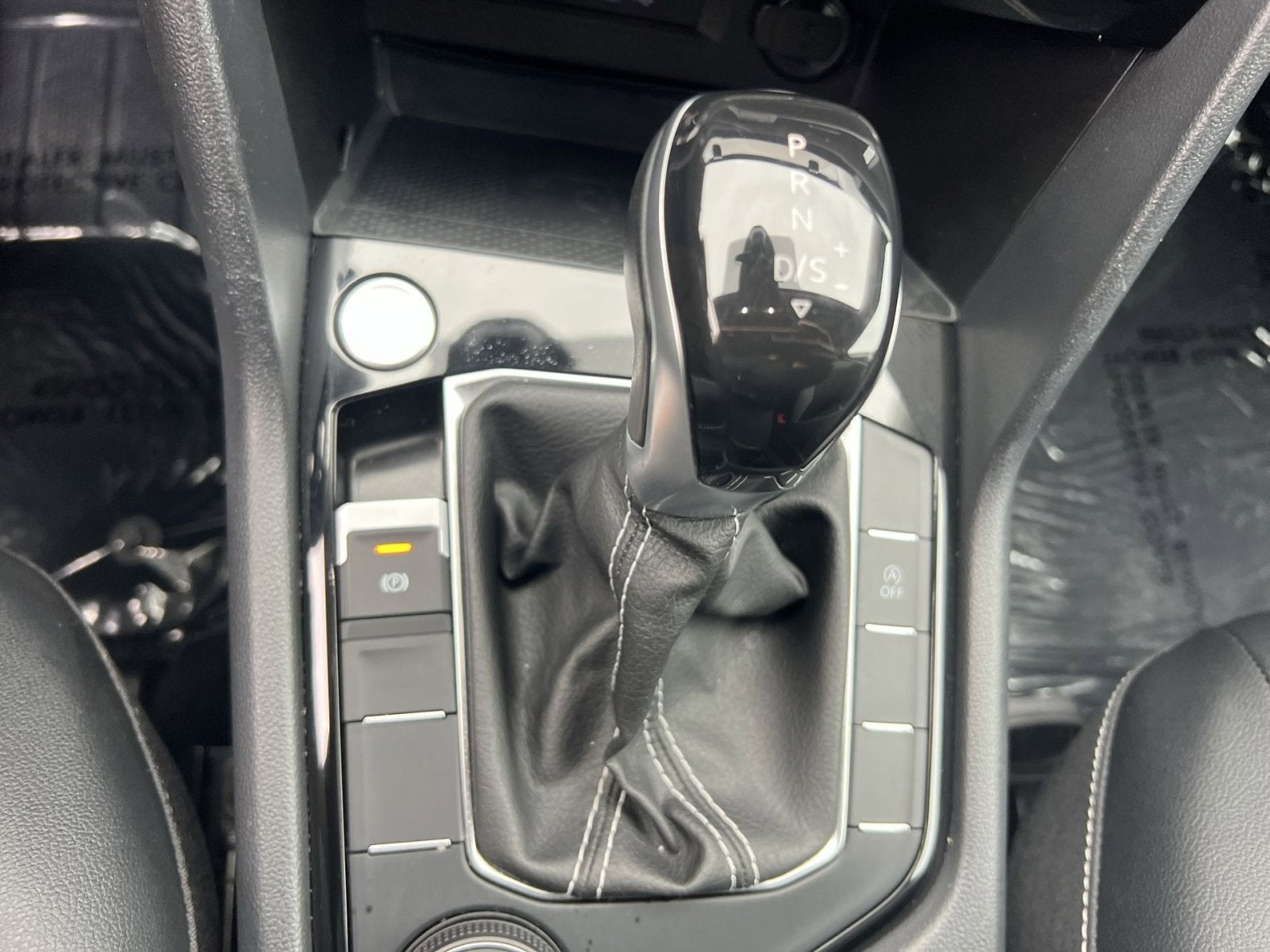 2023 Volkswagen Taos 1.5T SEL