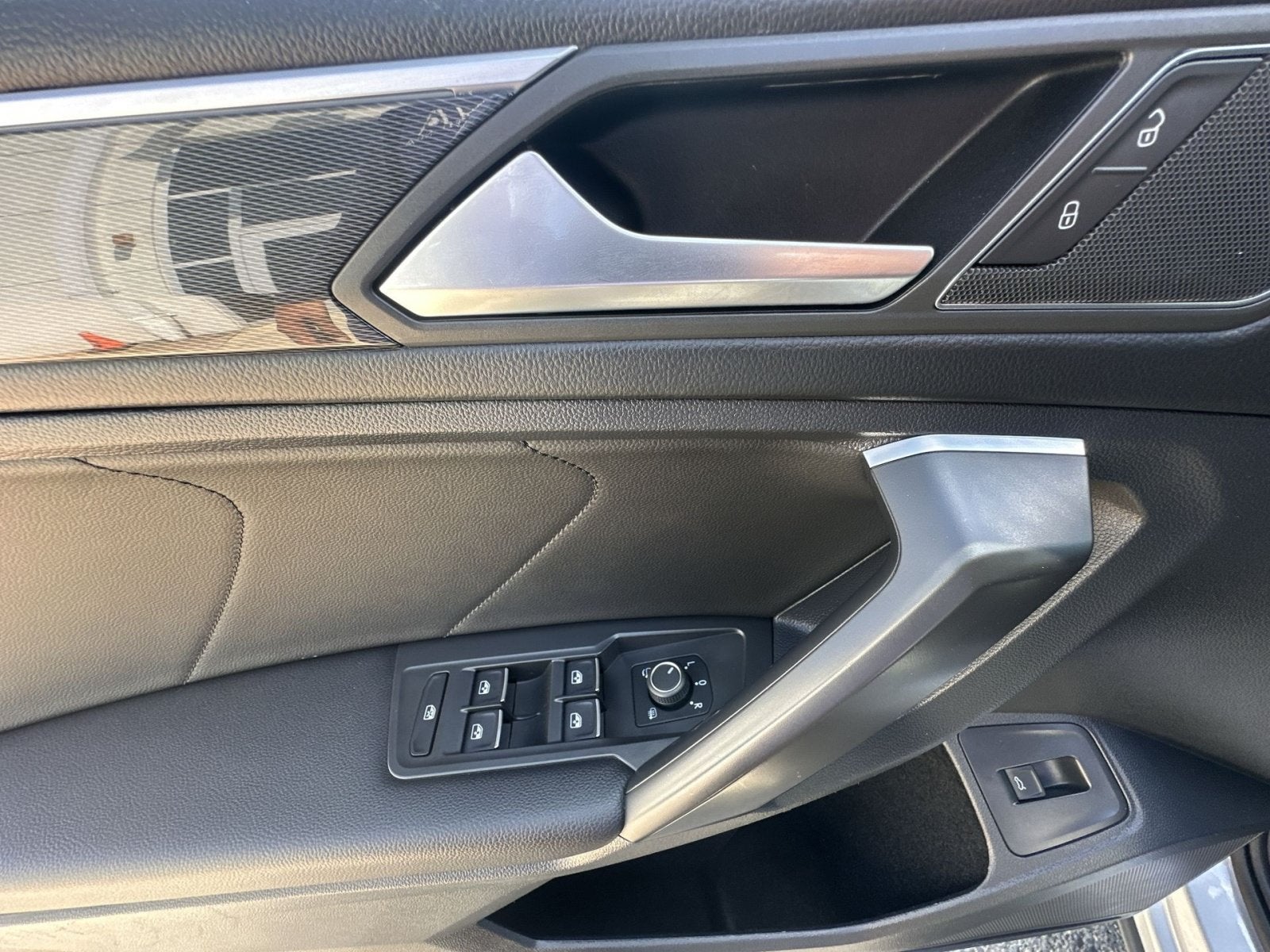 2021 Volkswagen Tiguan 2.0T SEL Premium R-Line
