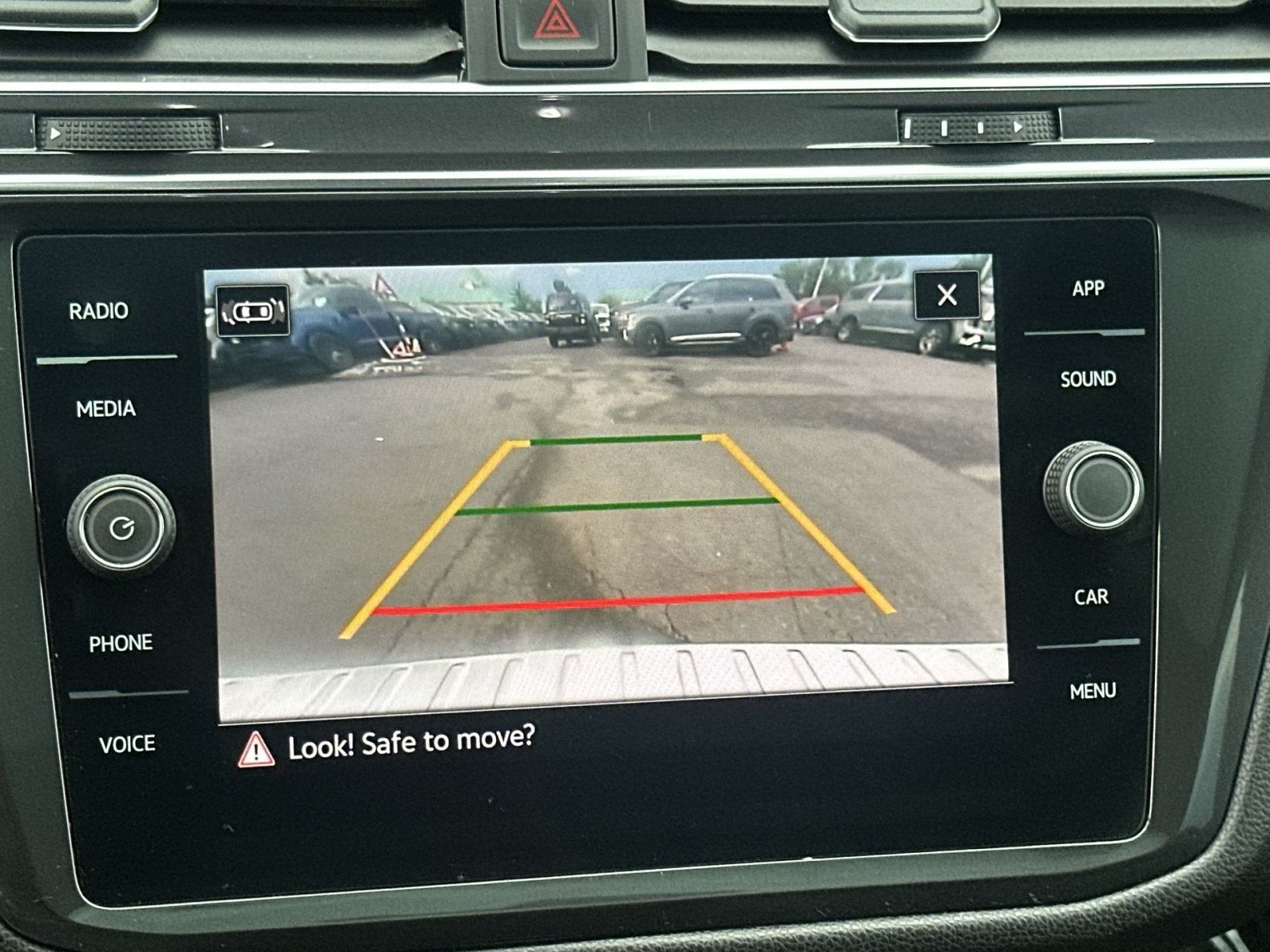 2023 Volkswagen Tiguan 2.0T SE