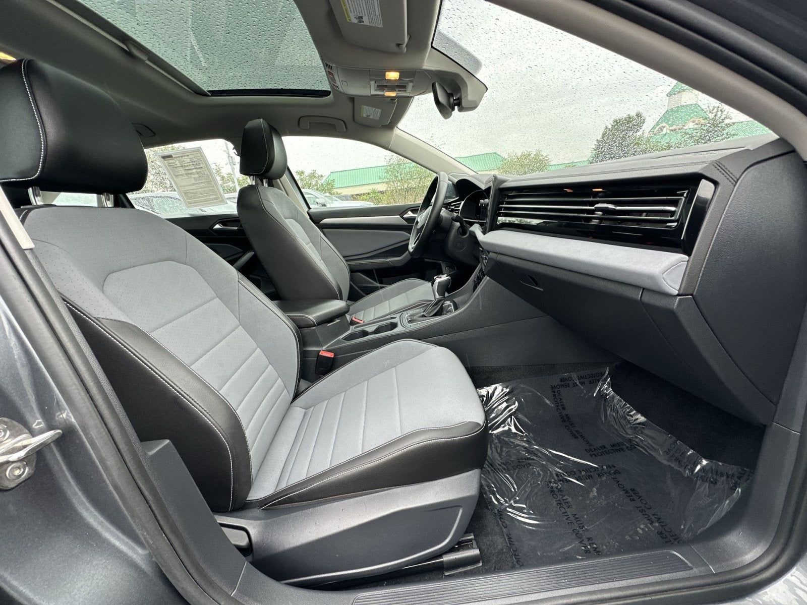 2025 Volkswagen Jetta 1.5T SE