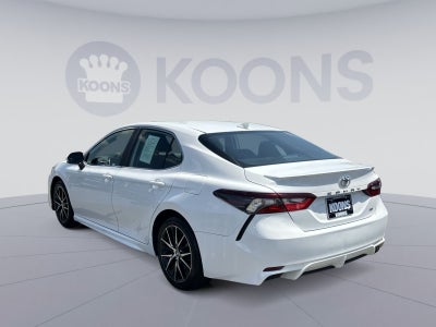 2024 Toyota Camry SE