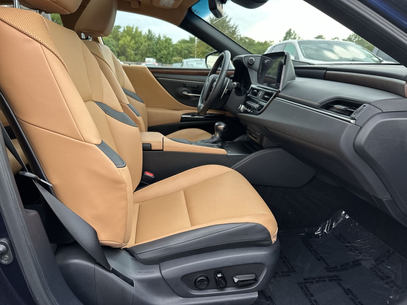 2022 Lexus ES 300h