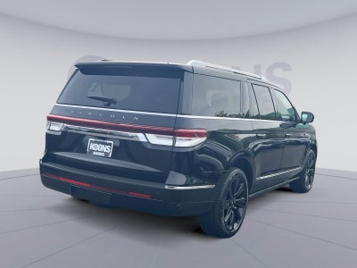 2022 Lincoln Navigator L Reserve