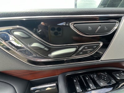 2022 Lincoln Navigator L Reserve