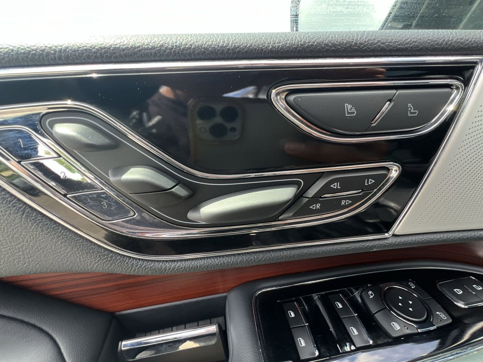 2022 Lincoln Navigator L Reserve