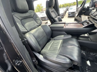 2022 Lincoln Navigator L Reserve