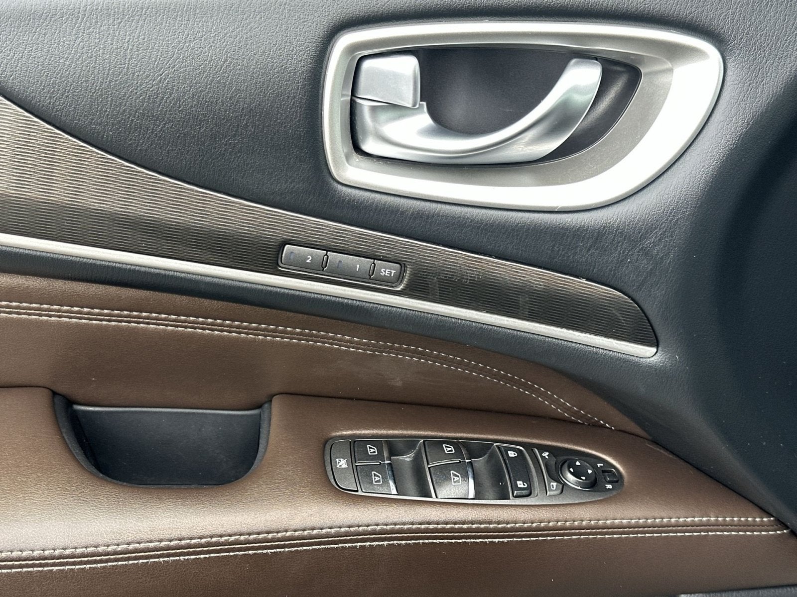 2016 INFINITI QX60 Base