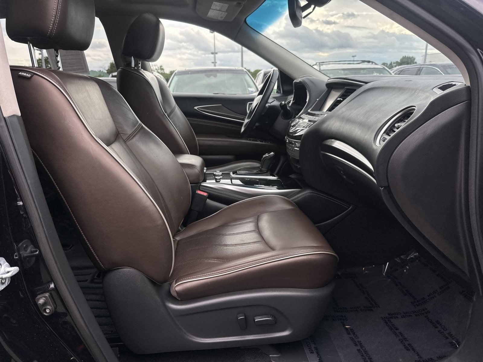 2016 INFINITI QX60 Base