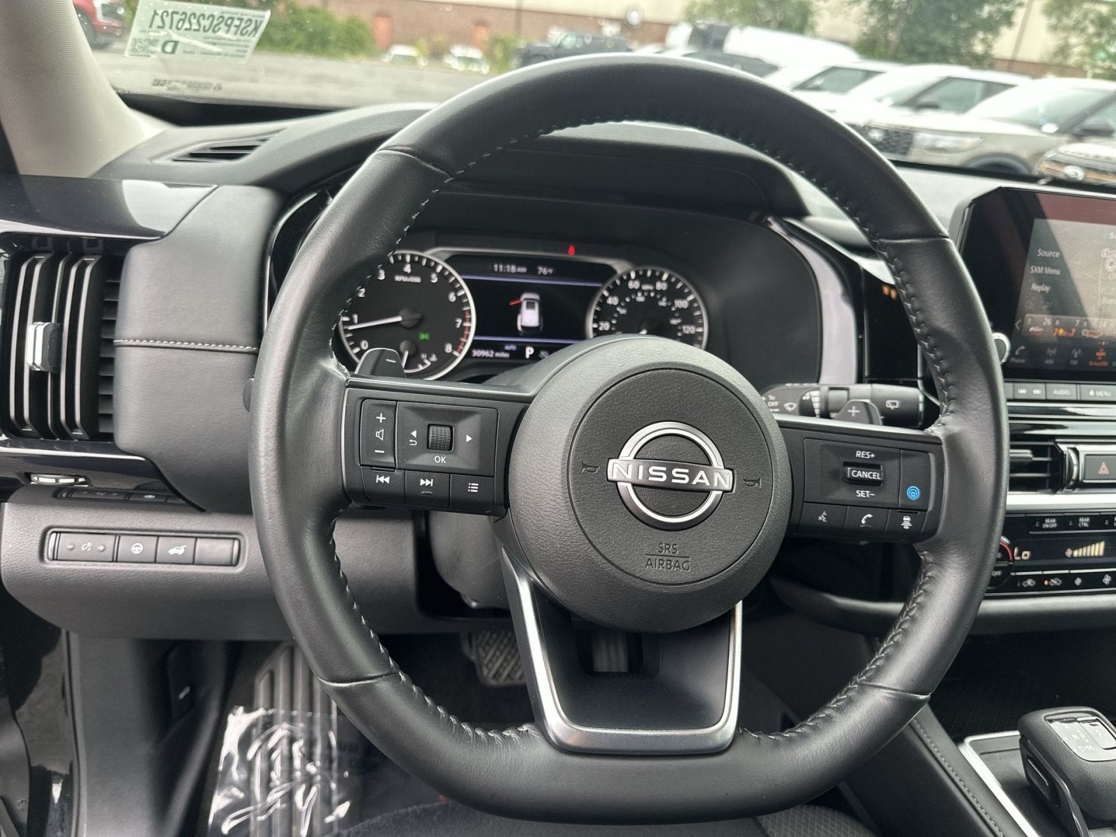 2025 Nissan Pathfinder SV