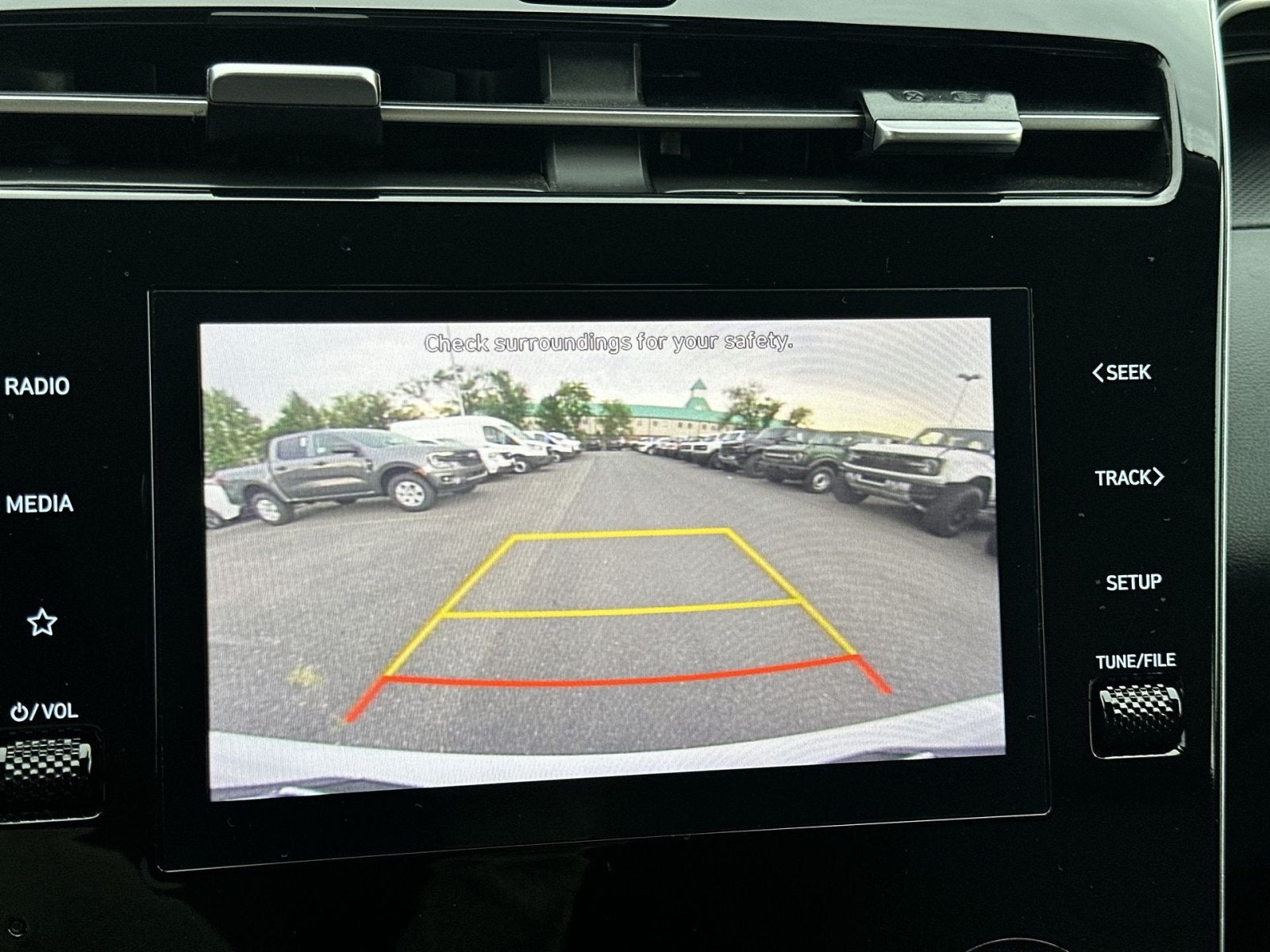 2023 Hyundai Tucson SE