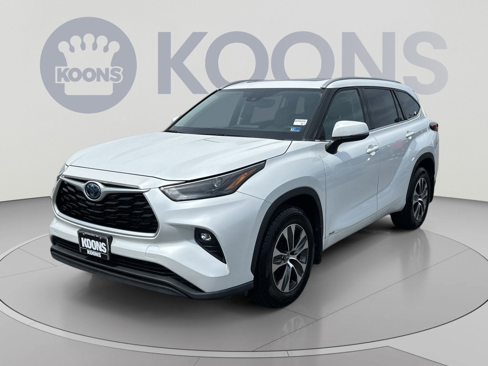 2022 Toyota Highlander Hybrid XLE