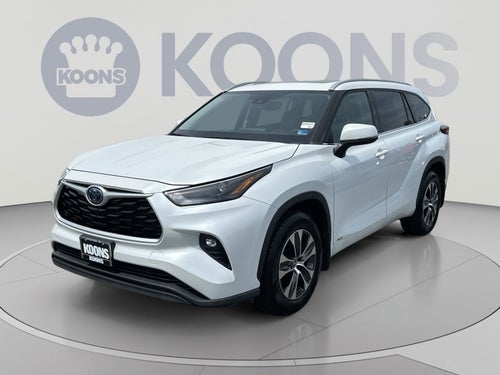 2022 Toyota Highlander Hybrid XLE