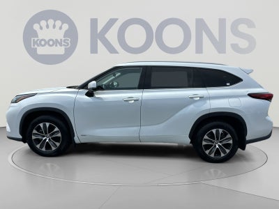 2022 Toyota Highlander Hybrid XLE