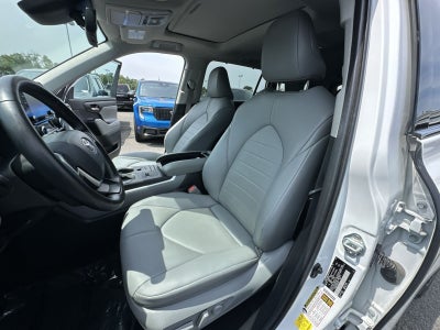 2022 Toyota Highlander Hybrid XLE