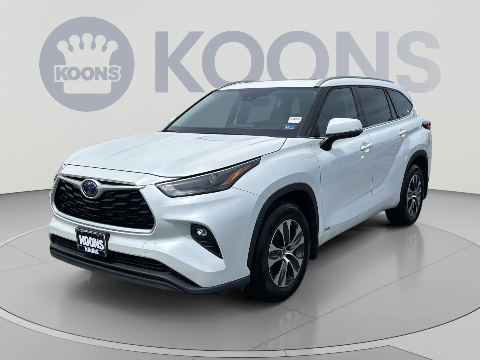 2022 Toyota Highlander Hybrid XLE