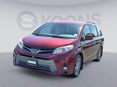 2018 Toyota Sienna XLE