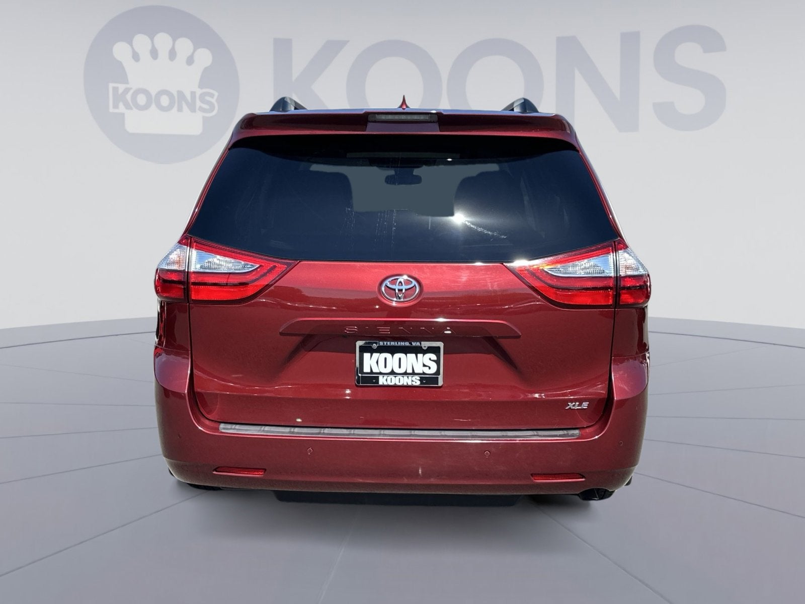 2018 Toyota Sienna XLE