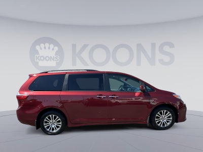 2018 Toyota Sienna XLE