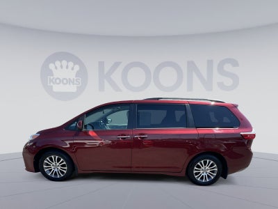 2018 Toyota Sienna XLE