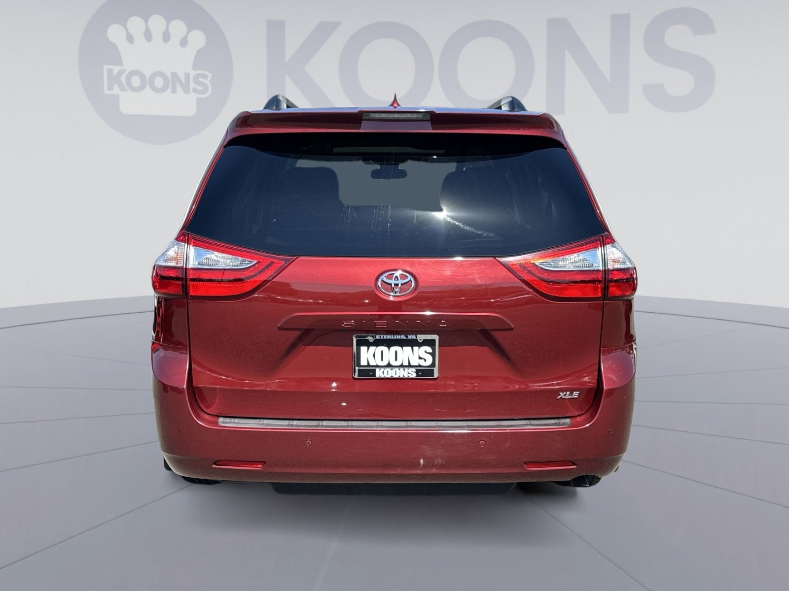 2018 Toyota Sienna XLE