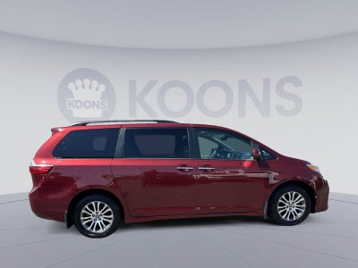 2018 Toyota Sienna XLE
