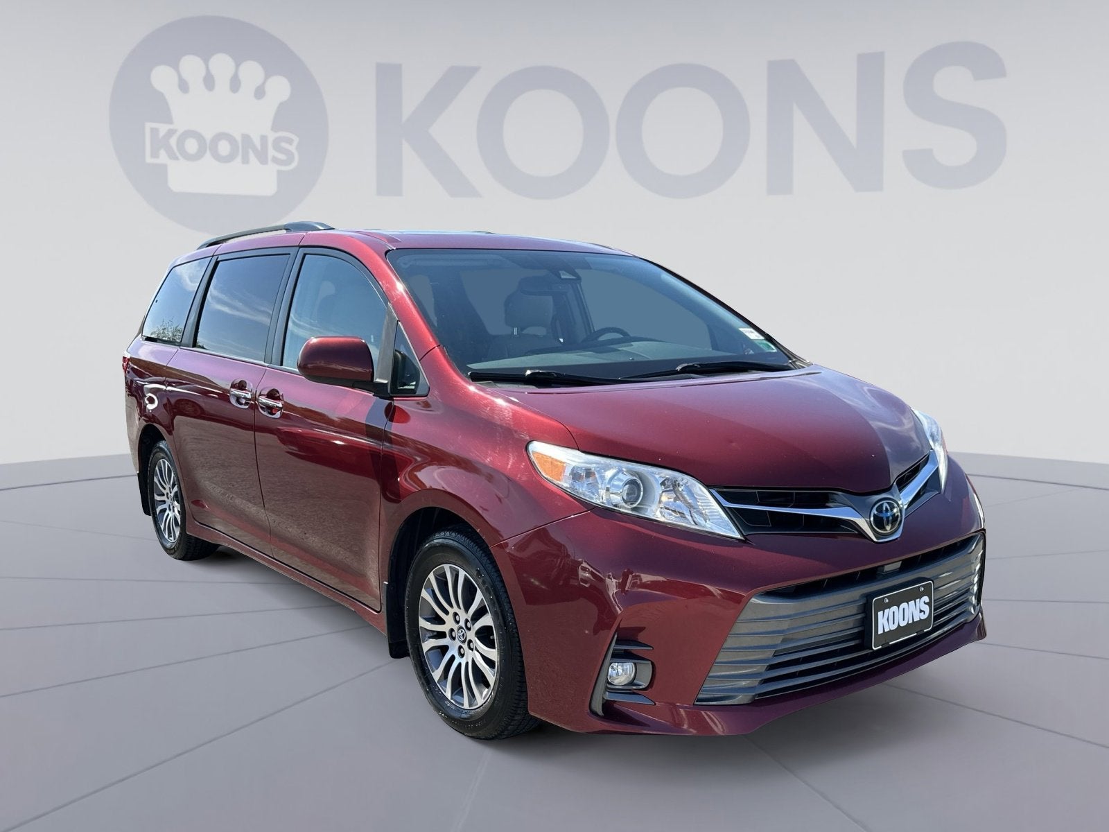 2018 Toyota Sienna XLE