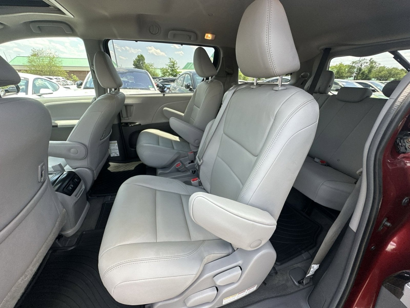 2018 Toyota Sienna XLE
